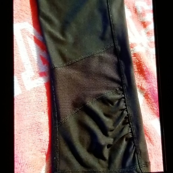 💥3/$20 Zuzuzen active leggings - Picture 5 of 6